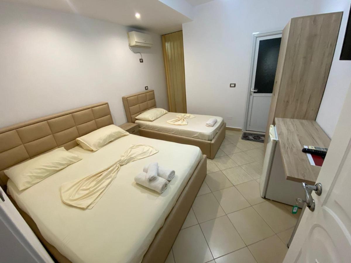 Hotel Vila Flowers Vlorë 객실 사진